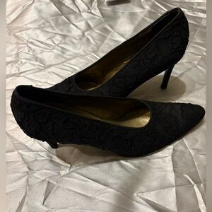 Elegant Black Lace Women's Heels